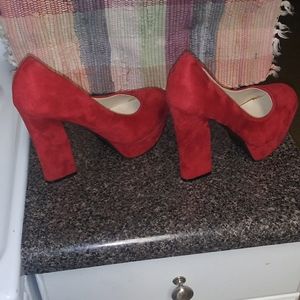 Beautiful Red High Heels👠